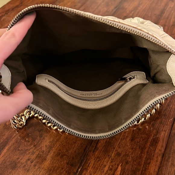 Marc Jacobs Quilted Leather Shoulder Bag - Picture 9 of 12